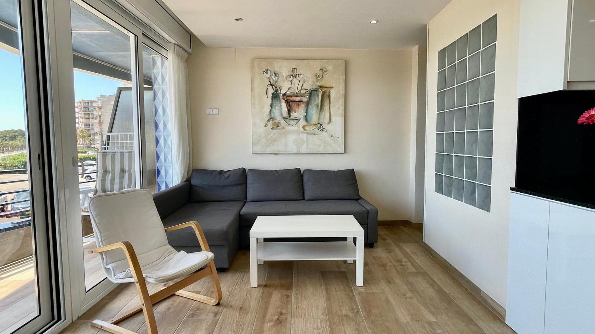 Catalonia 1-9 Apartment Лестартит Екстериор снимка