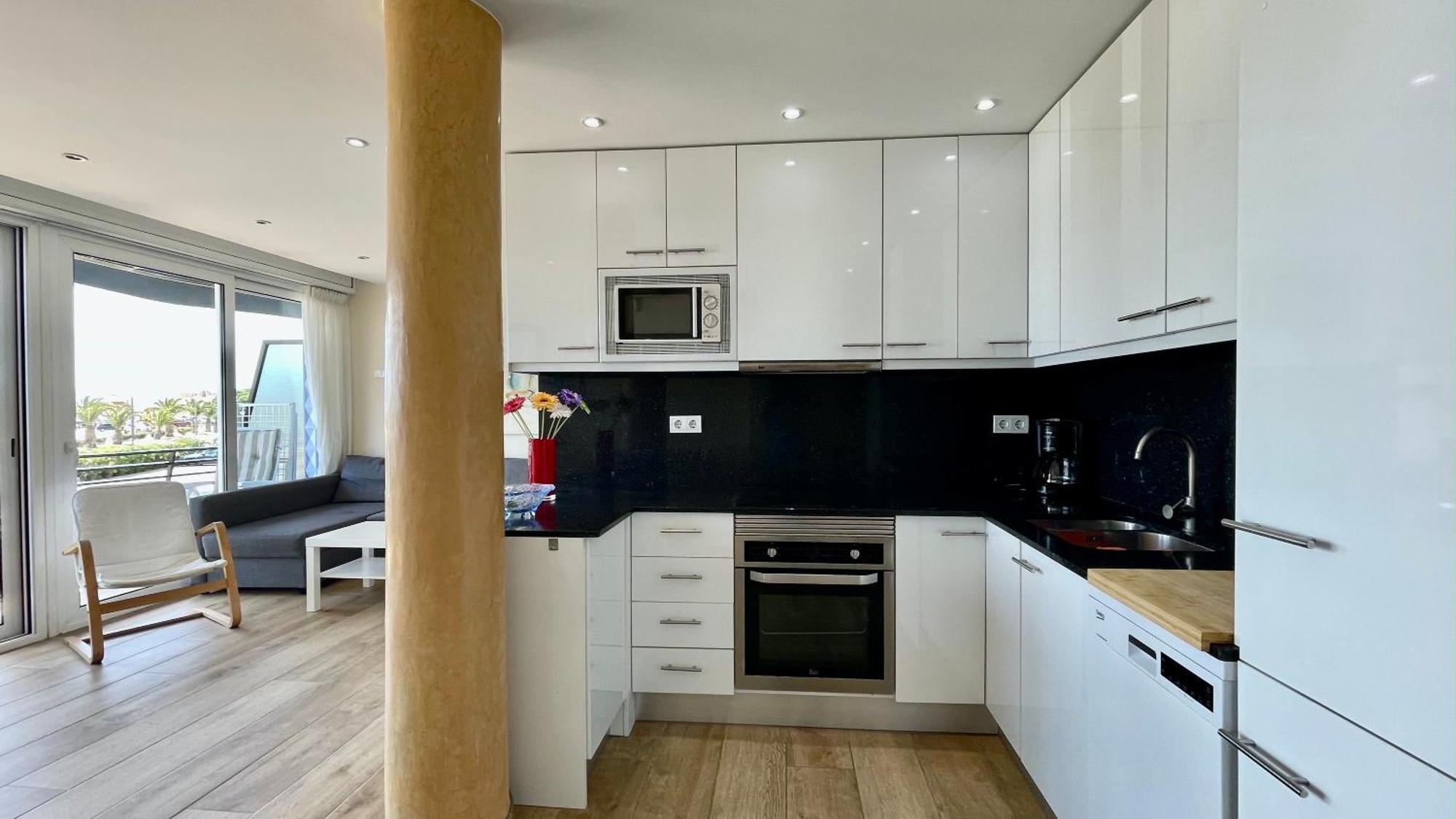 Catalonia 1-9 Apartment Лестартит Екстериор снимка
